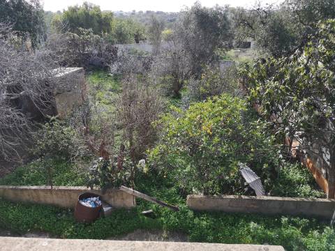 Moradia em Boliqueime para restaurar