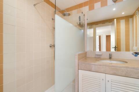 Fantástico apartamento T2 - Condomínio privado Vila Sol