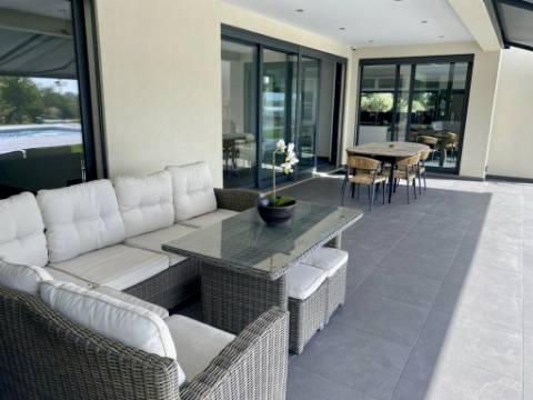 Moradia V5, refúgio de paz no coração da natureza, em Algoz