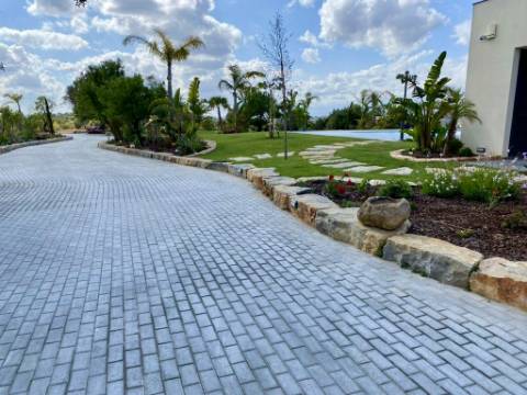 Moradia V5, refúgio de paz no coração da natureza, em Algoz