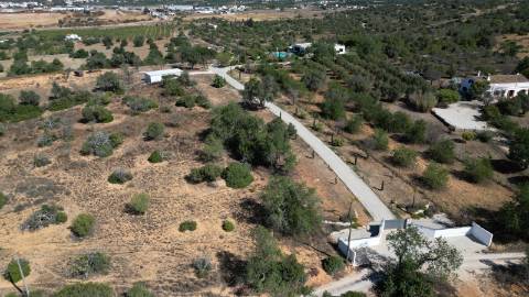 Moradia V5, refúgio de paz no coração da natureza, em Algoz