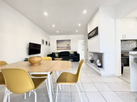 Magnífico Apartamento T2 Renovado - Zona Tranquila de Vilamoura