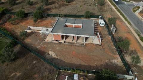 Moradia em construção, estilo japonês - Vilamoura