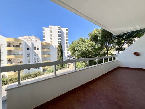 Apartamento T2 +1 - Quarteira