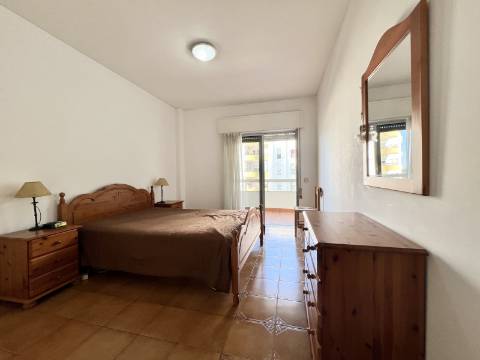 Apartamento T2 +1 - Quarteira