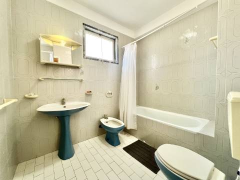 Apartamento T2 +1 - Quarteira