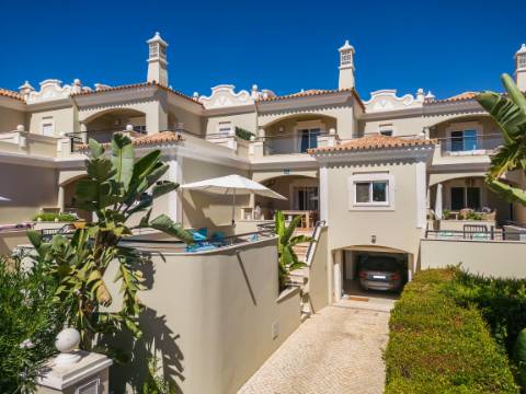 The Crest T3+2 - Propriedade Vista Mar