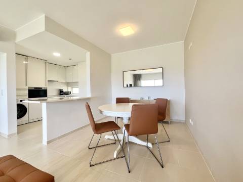 Apartamento T2 - Laguna Resort - Arrendamento anual