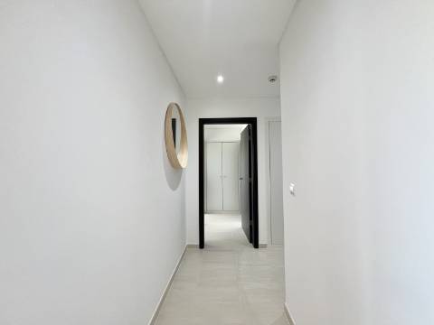 Apartamento T2 - Laguna Resort - Arrendamento anual