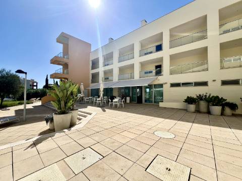 Apartamento T2 - Laguna Resort - Arrendamento anual