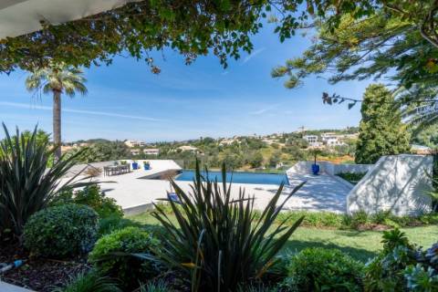 Magnífica vivenda com vista mar, piscina e campo de ténis, Almancil
