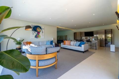 Magnífica vivenda com vista mar, piscina e campo de ténis, Almancil