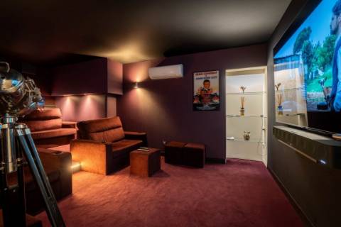 Magnífica vivenda com vista mar, piscina e campo de ténis, Almancil