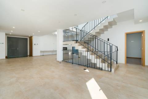 Moradia Contemporânea com piscina - Perto de Loulé