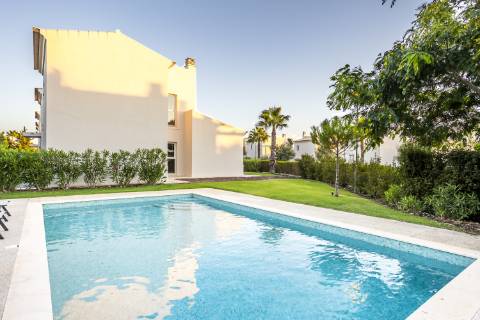 Moradia geminada V2 - Carvoeiro