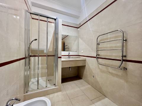 Deslumbrante moradia V2+2 - Vilamoura