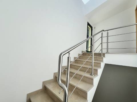 Deslumbrante moradia V2+2 - Vilamoura