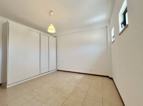 Deslumbrante moradia V2+2 - Vilamoura