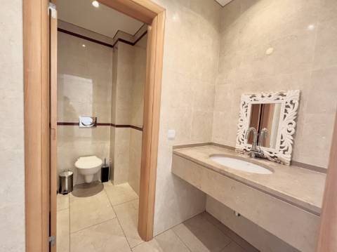 Deslumbrante moradia V2+2 - Vilamoura