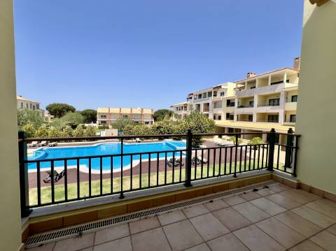 Deslumbrante moradia V2+2 - Vilamoura