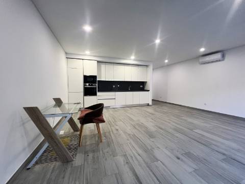 Apartamento T2 - Quarteira , arrendamento anual