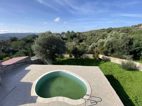 Encantadora Moradia T3 - Perto do Centro de Loulé