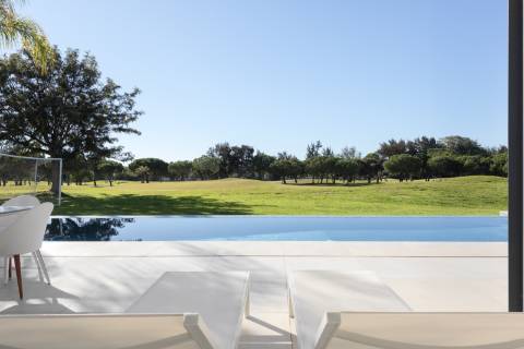 Luxuosa moradia com vista panorâmica para o campo de golfe de Vilamoura
