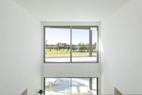 Luxuosa moradia com vista panorâmica para o campo de golfe de Vilamoura
