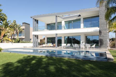Luxuosa moradia com vista panorâmica para o campo de golfe de Vilamoura
