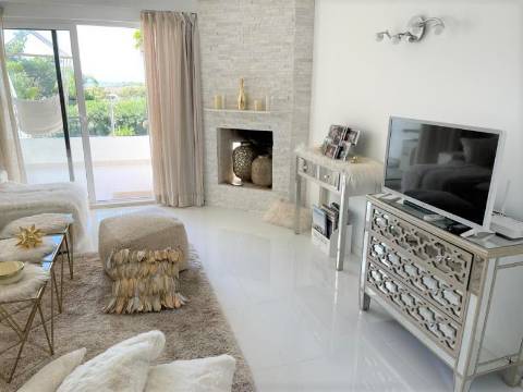 Apartamento T1 duplex com vista para o lago na Quinta do Lago
