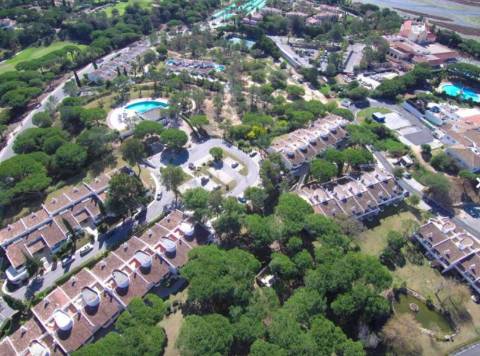 Apartamento T1 duplex com vista para o lago na Quinta do Lago