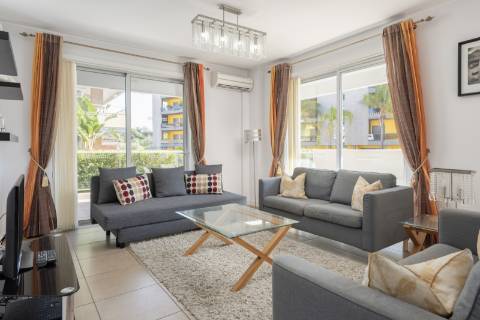 Apartamento T2 - Quarteira