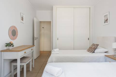 Apartamento T2 - Quarteira