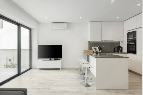 Novo apartamento T2 - Perto da praia, Quarteira