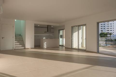 Magnífica Penthouse T3 com RoofTop - Albufeira Green