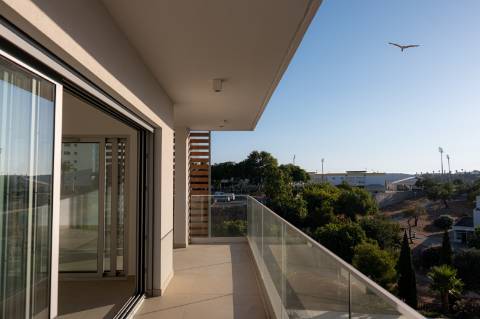 Magnífica Penthouse T3 com RoofTop - Albufeira Green