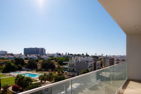 Magnífica Penthouse T2 com RoofTop - Albufeira