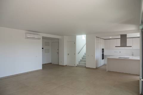 Magnífica Penthouse T2 com RoofTop - Albufeira