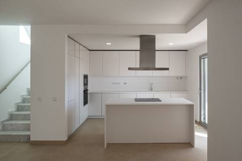 Magnífica Penthouse T2 com RoofTop - Albufeira