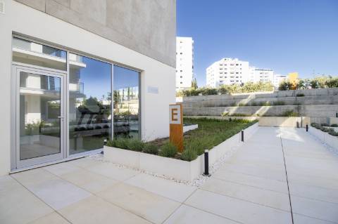 Magnífica Penthouse T2 com RoofTop - Albufeira