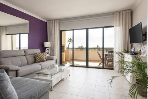Apartamento T1 - Top Floor com vista mar