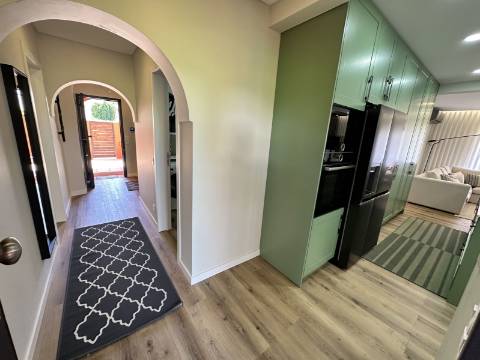 Moradia T3+1 no coração de Vilamoura, com piscina e jacuzzi