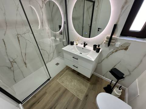 Moradia T3+1 no coração de Vilamoura, com piscina e jacuzzi