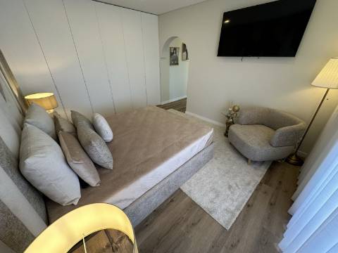 Moradia T3+1 no coração de Vilamoura, com piscina e jacuzzi
