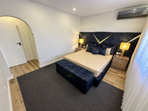 Moradia T3+1 no coração de Vilamoura, com piscina e jacuzzi