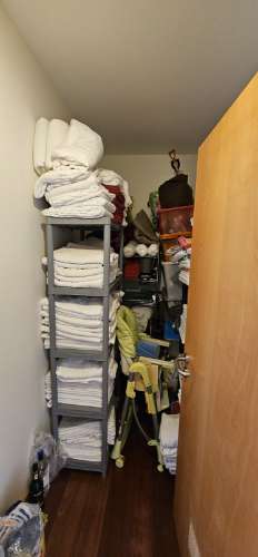 Arrendamento ao Ano Penthouse T2, com grande terraço, condomínio fechado com jardim, piscinas e vista mar, em Albufeira