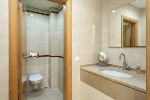 Elegante moradia v2+2 em Vilamoura - piscina, jardim & ambiente prestigiado