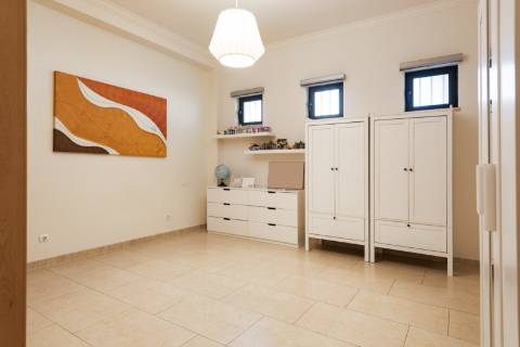 Elegante moradia v2+2 em Vilamoura - piscina, jardim & ambiente prestigiado