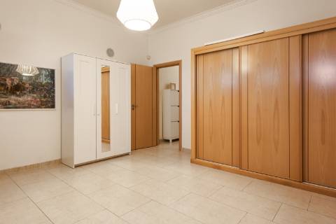 Elegante moradia v2+2 em Vilamoura - piscina, jardim & ambiente prestigiado