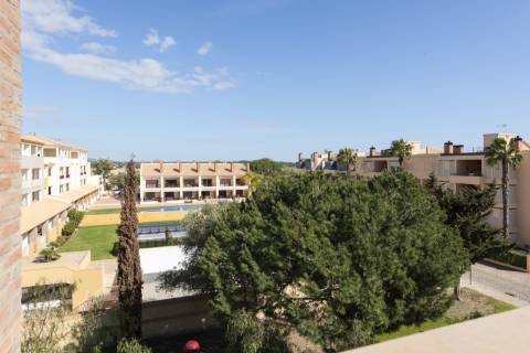 Elegante moradia v2+2 em Vilamoura - piscina, jardim & ambiente prestigiado